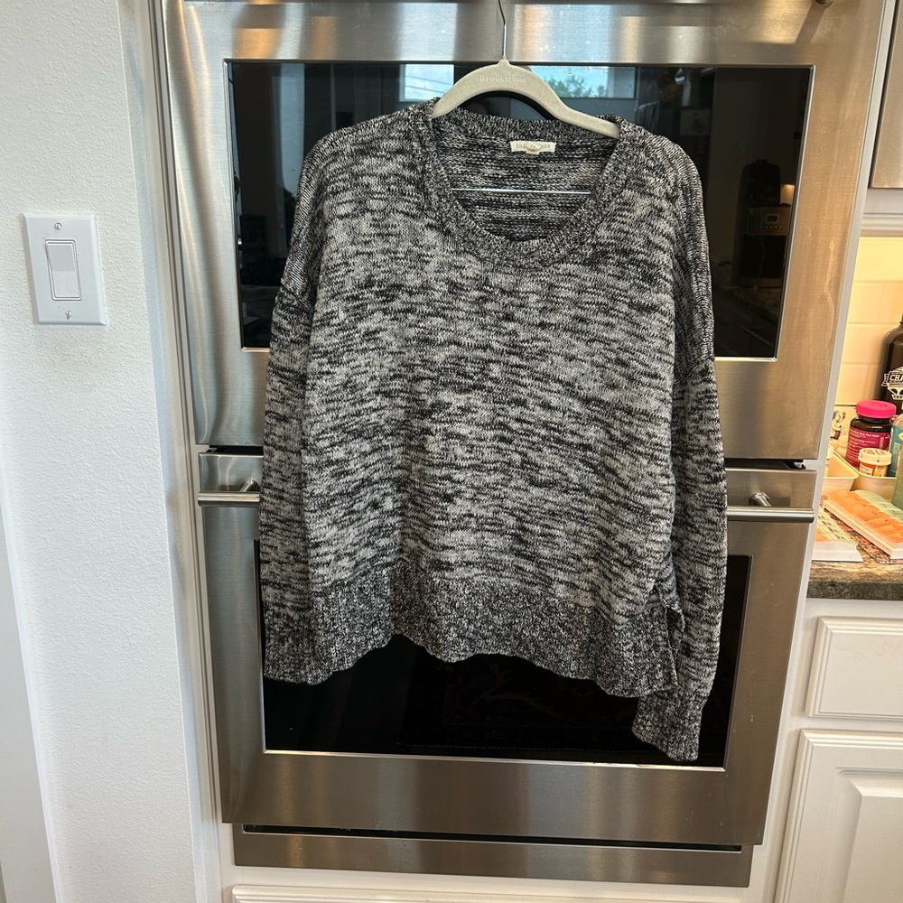 Eileen Fisher Black and Gray Marled organic cotton Sweater SP GUC